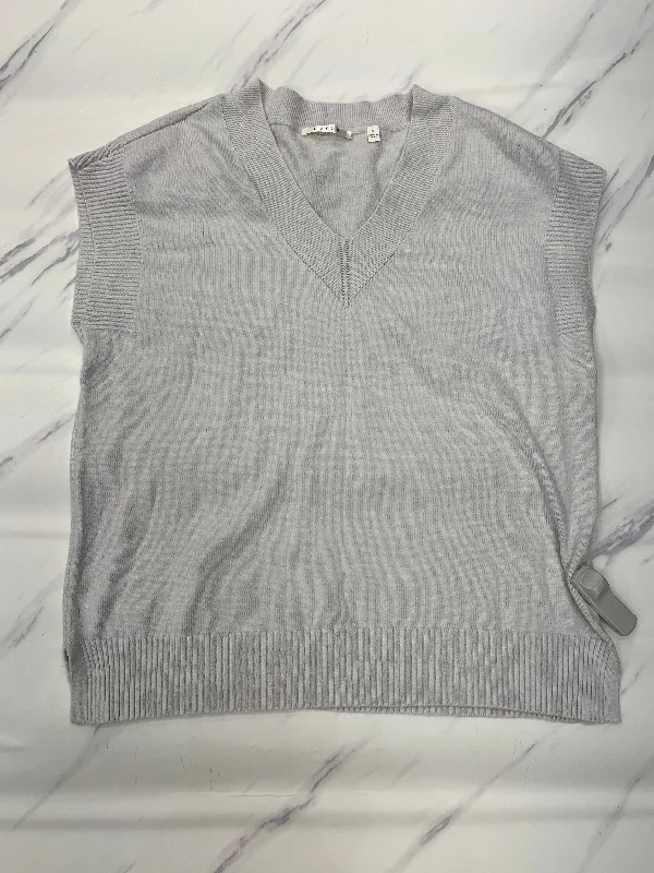 Women's Shirt Collar SweatersSweater Short Sleeve By Cyrus Knits In Grey, Size: M