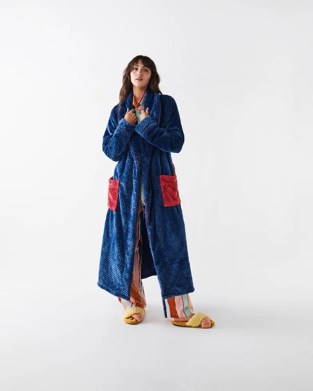 women's pajamas with a charming, vintage aestheticThe Plunge Cosy Robe