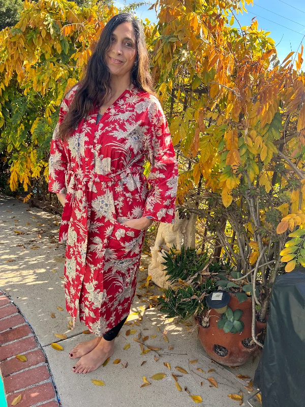 women's pajamas for those who love comfortRed Floral Kimono