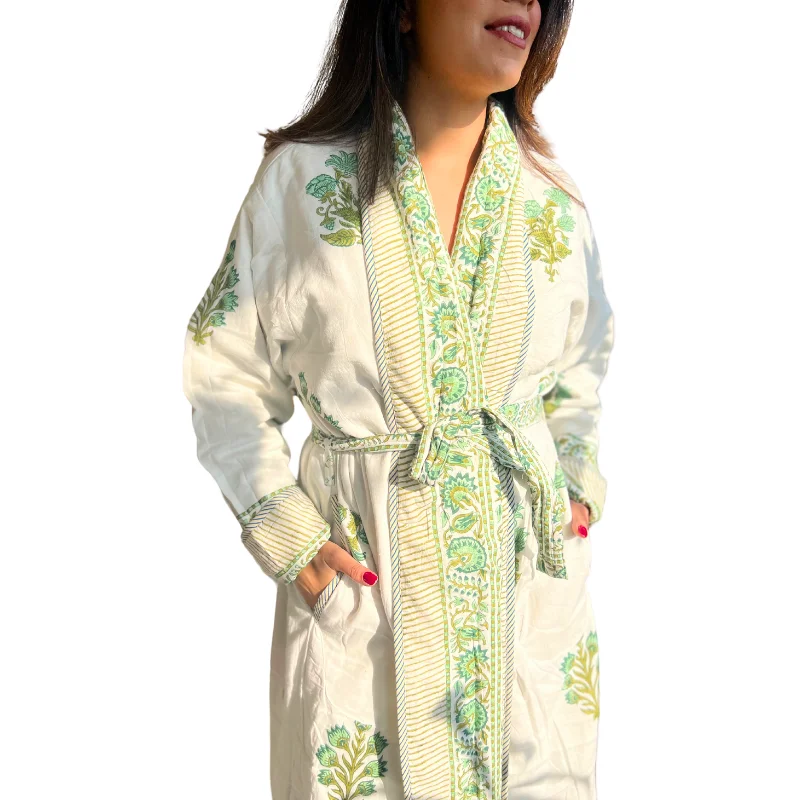 women's pajamas for those who cherish their bedtime routinesGood Earth Quilted Cotton Robe