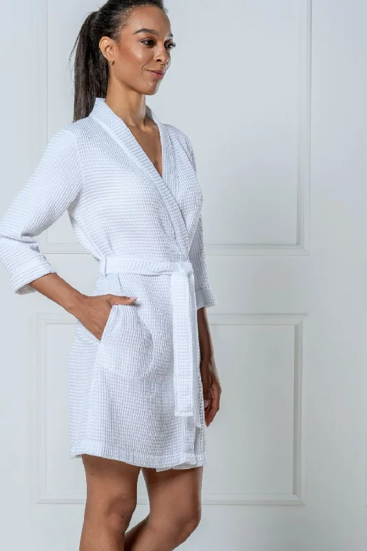 women's pajamas with a perfect blend of style and comfortBambusz Gofri mintás ¾ ujjú köntös_7537