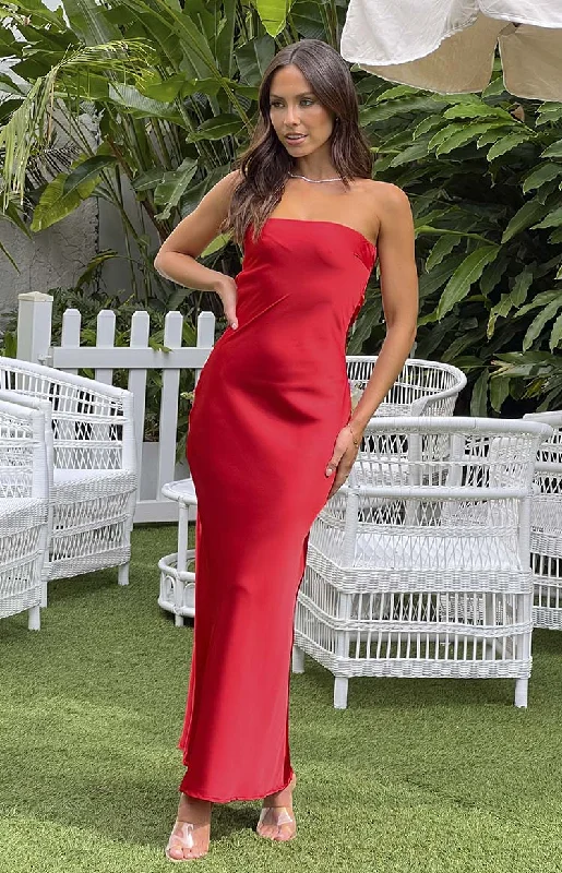 Women's U-Shaped-Neck DressesCassander Red Strapless Maxi Dress